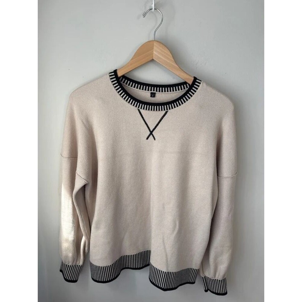 Cream Black Contrast Trim Heavyweight Knit Sweater Small